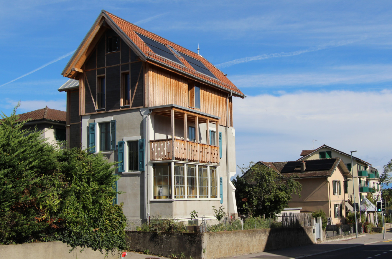 Surélévation du comble, install. de panneaux solaires